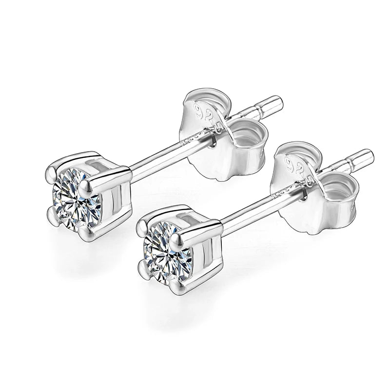 Round Cut Moissanite Stud Earrings | IL0000