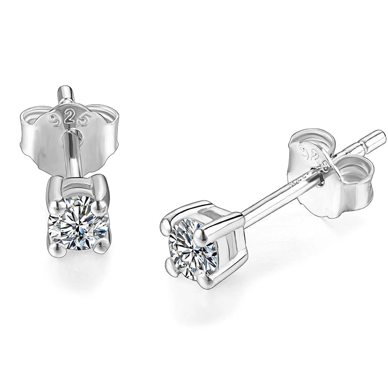 Round Cut Moissanite Stud Earrings | IL0000