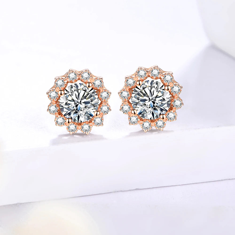 Petals of Harmony - Moissanite Stud Earrings | IL0000