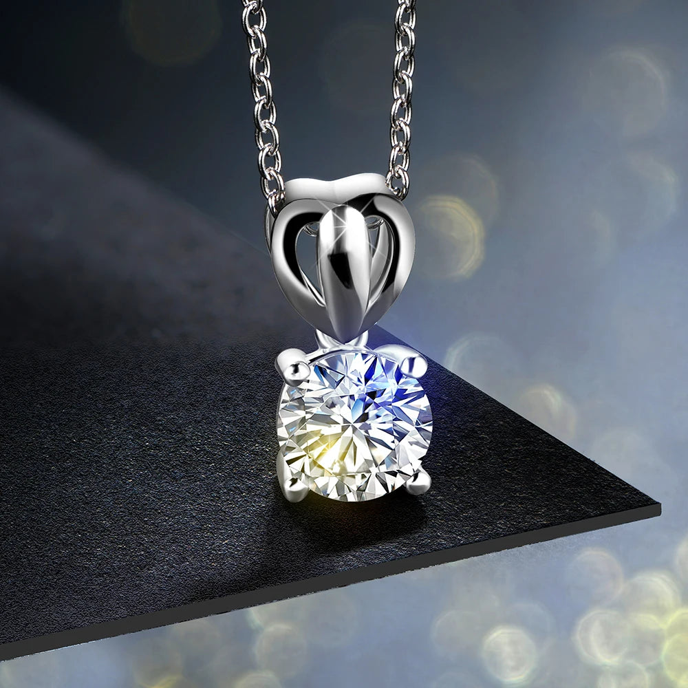 Versatile Brilliant Cut Moissanite Pendant Necklace | IL0000