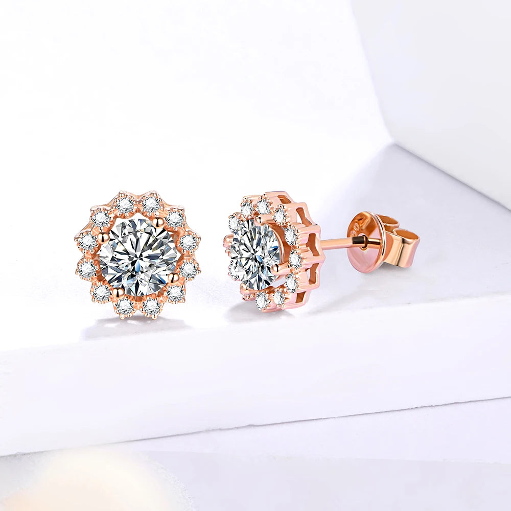 Petals of Harmony - Moissanite Stud Earrings | IL0000