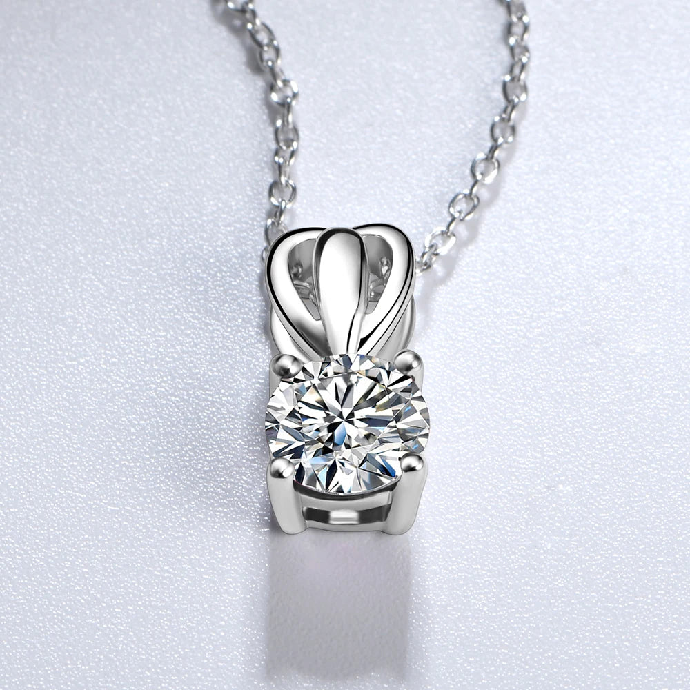 Versatile Brilliant Cut Moissanite Pendant Necklace | IL0000