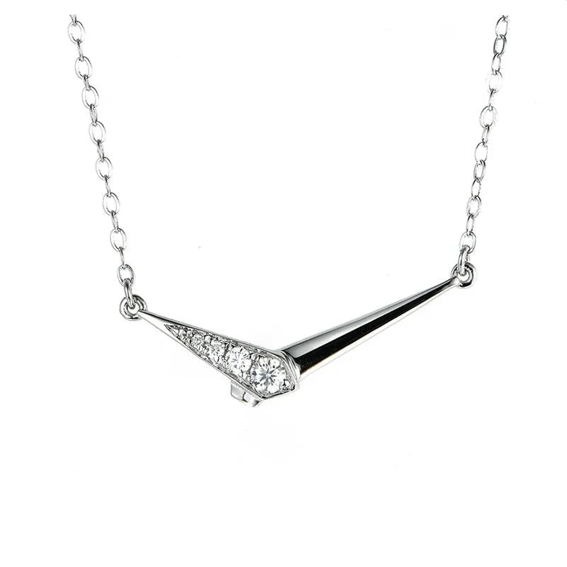 Excellent Cut Geometric Moissanite Pendant Necklace | IL0000