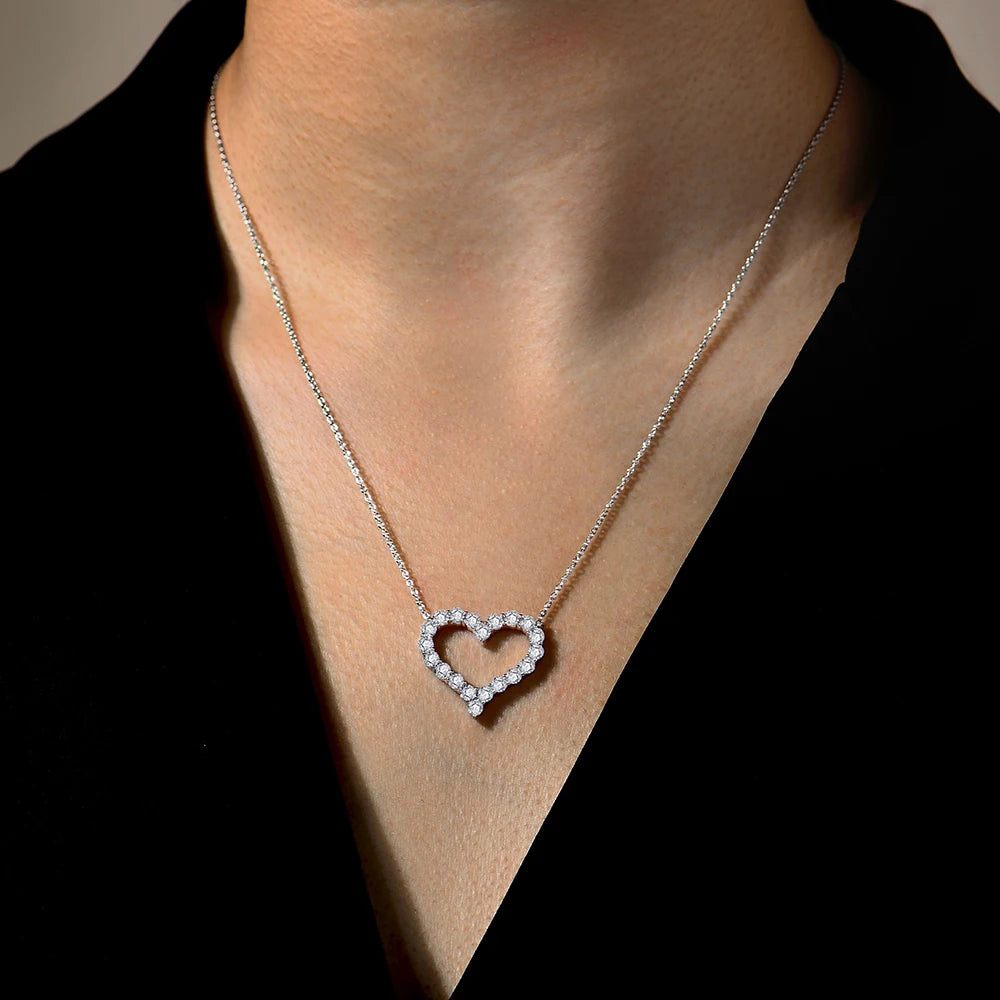 Moissanite Heart Pendant Necklace | IL0000