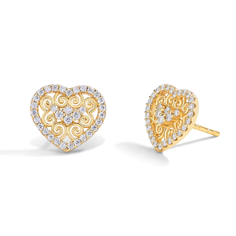 Heart-Design Moissanite Stud Earrings | IL0000