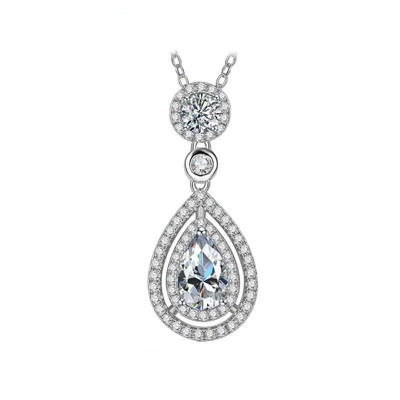 Timeless Pear-Cut Solitaire Pendant | IL0000