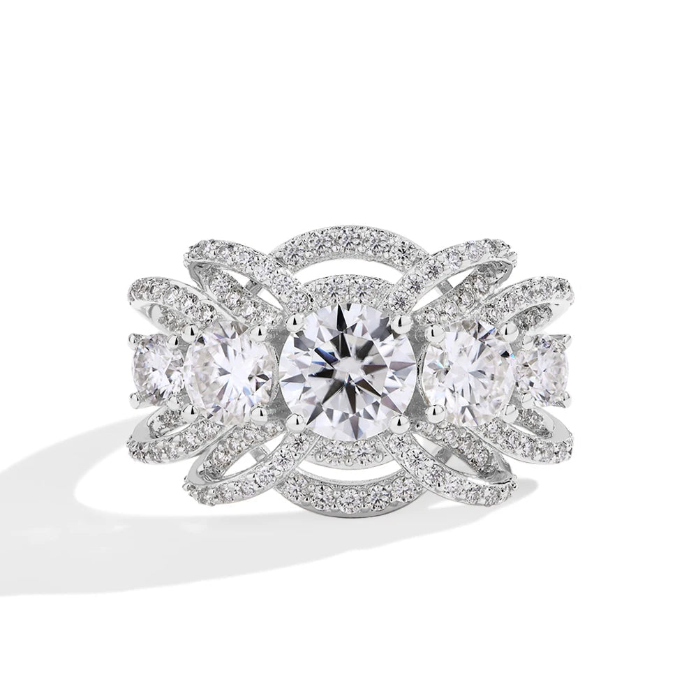 Clear Round Cut Moissanite Ring | IL0000