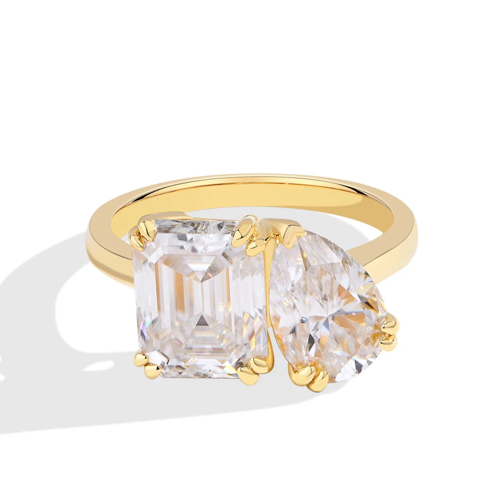 Pear & Emerald Cut Moissanite Ring | IL0000