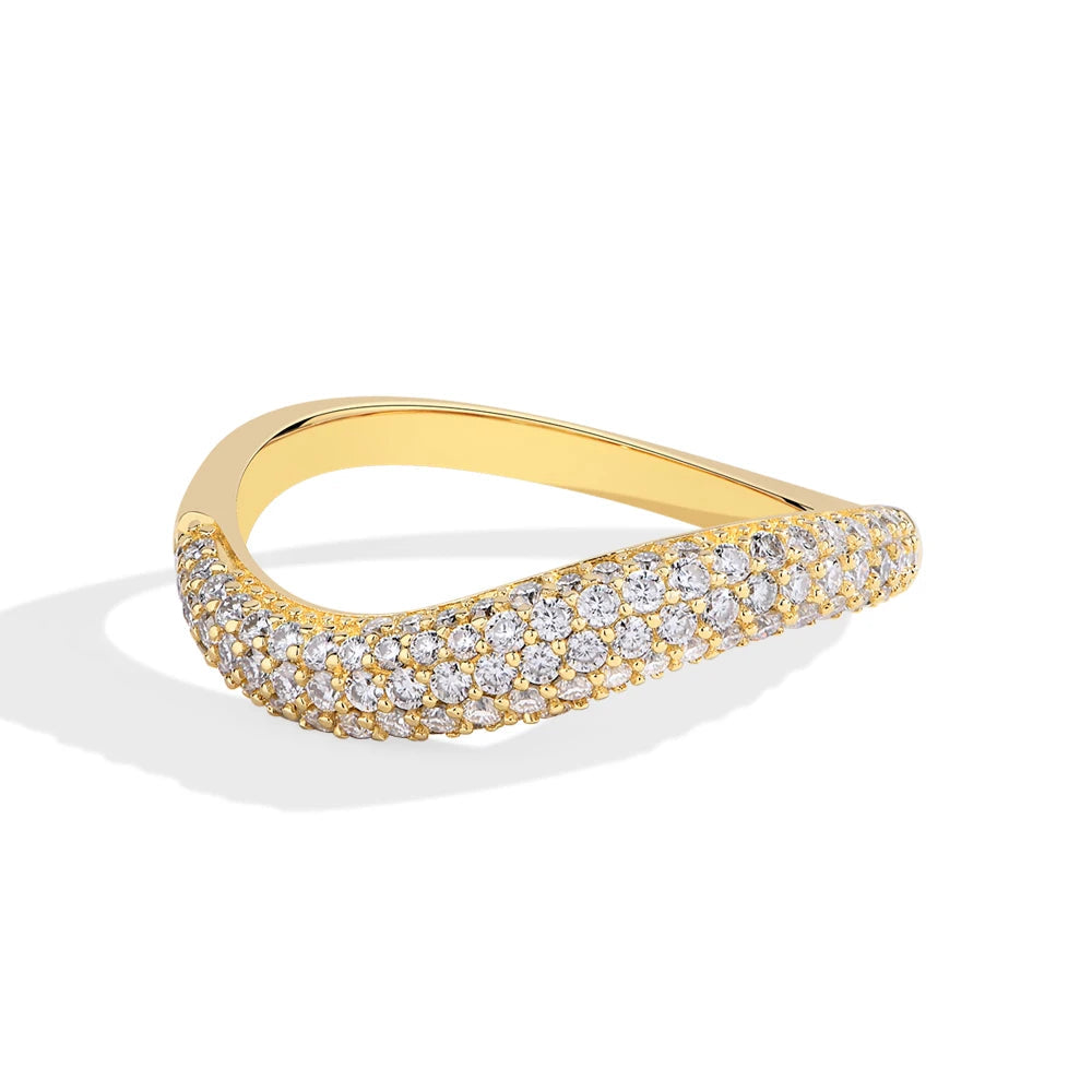 Wavy Moissanite Wedding Band | IL0000