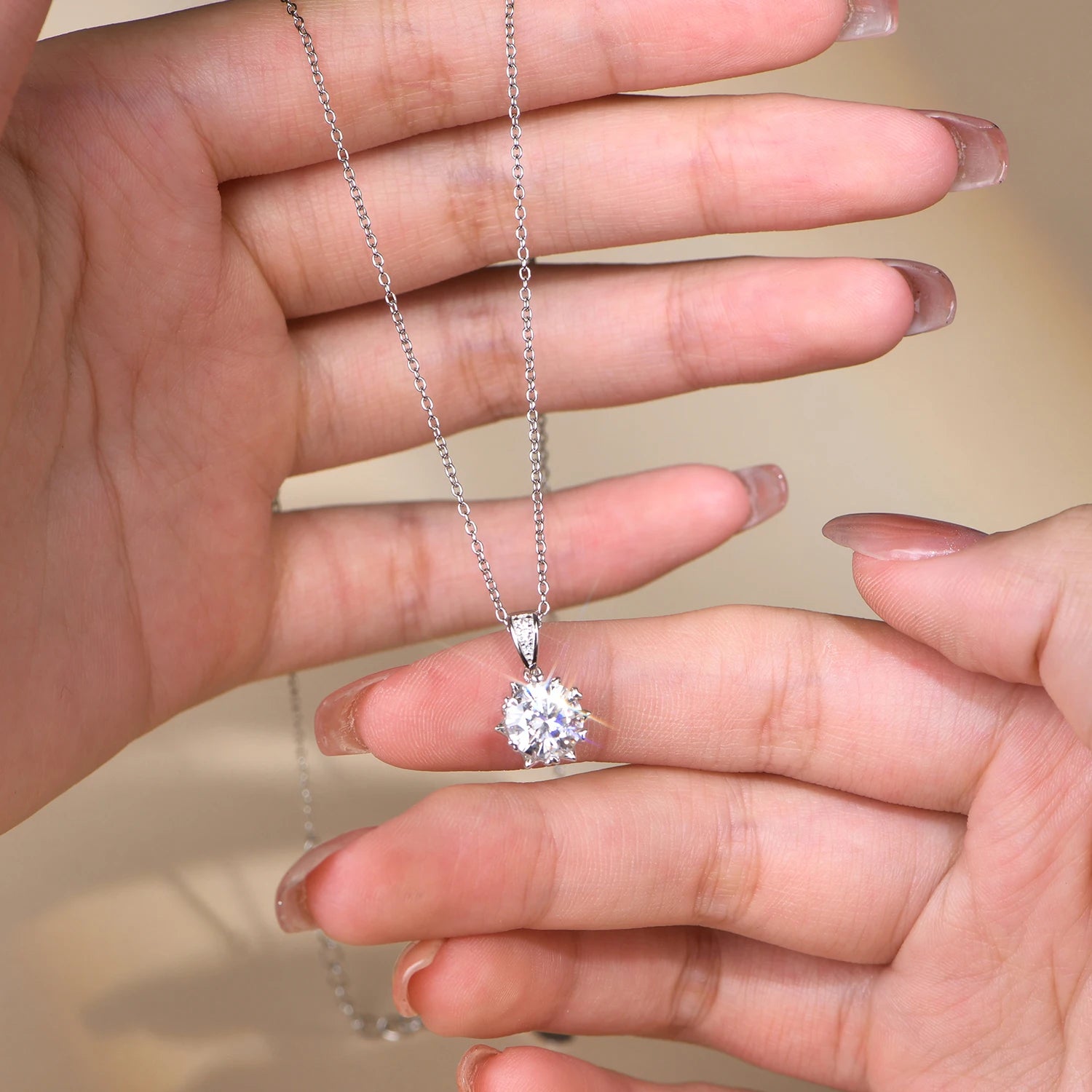 Moissanite Crown Pendant Necklace | IL0000