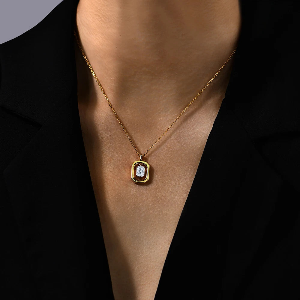 Geometric Moissanite Pendant Necklace | IL0000