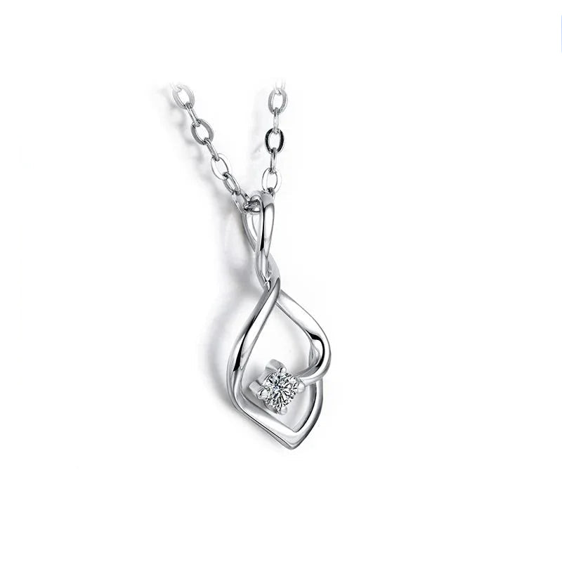 Sleek Moissanite Heart Necklace | IL0000