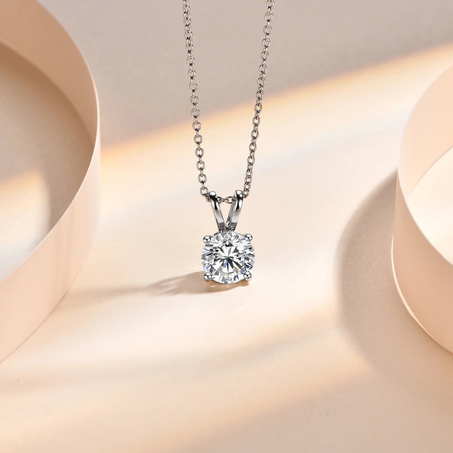 2.0Ct Moissanite Pendant Necklace | IL0000